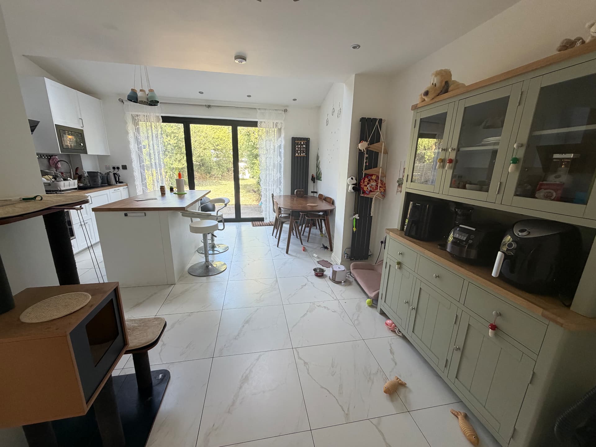 Open-plan kitchen and dining with garden views — Queensway, Petts Wood, BR5
