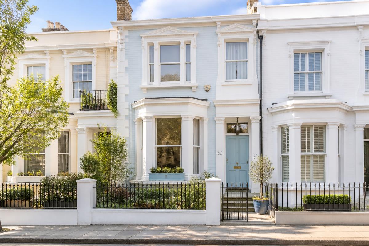 Maisonette at Lancaster Road in Notting Hill, London