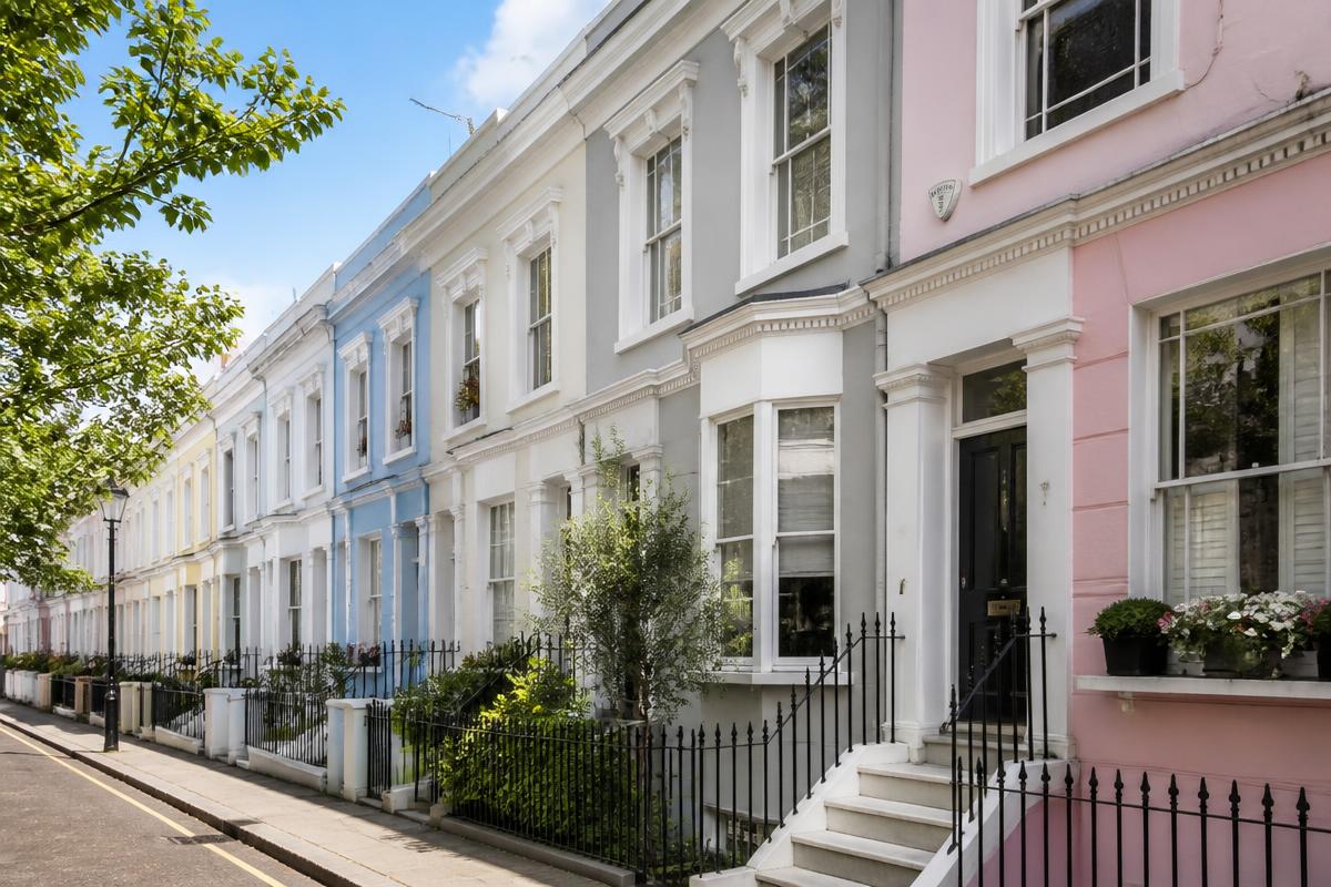 Notting Hill street scene