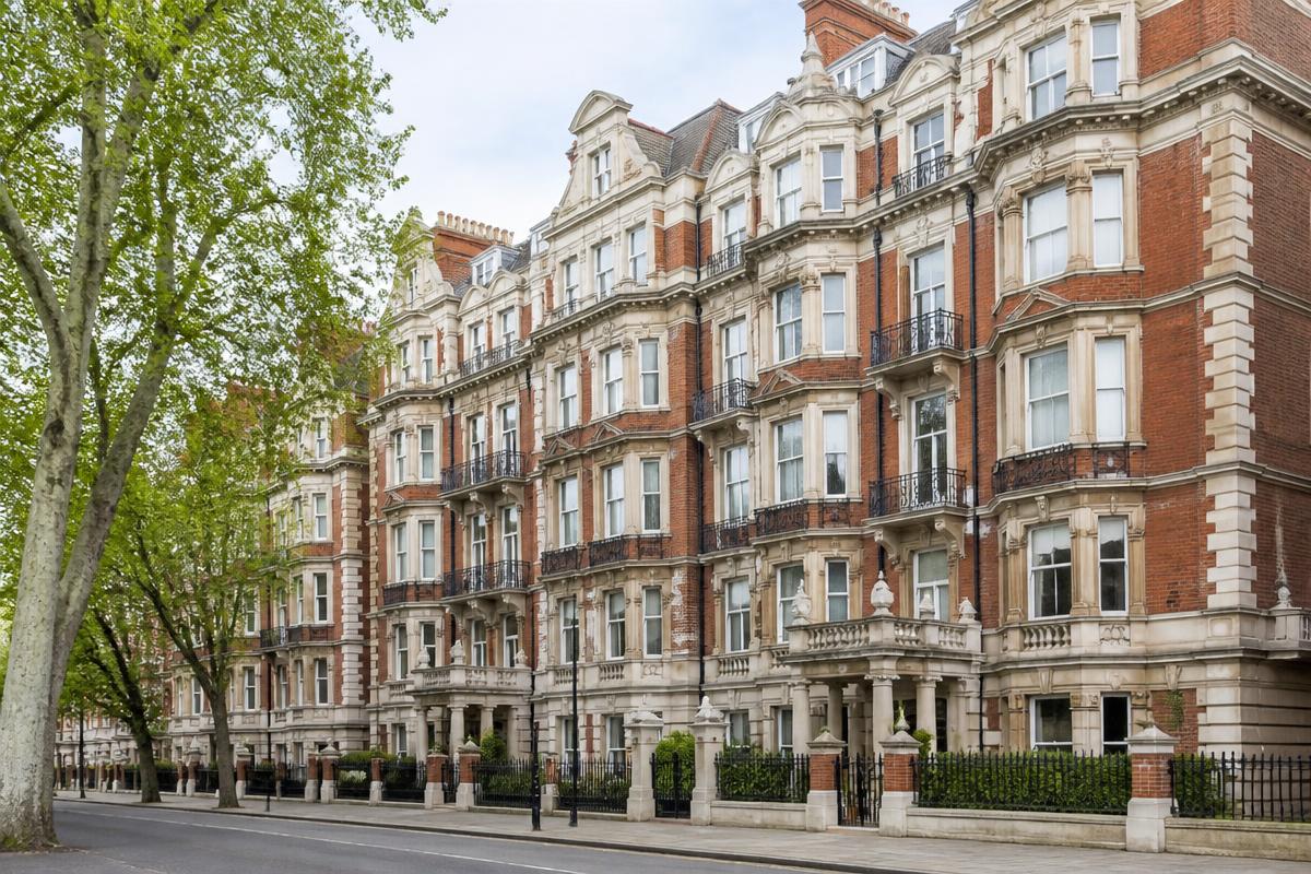 Apartment at Chelsea Embankment in Chelsea, London